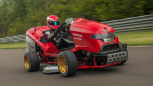 Honda Mean Mower Rasenmäher Weltrekord - © Honda