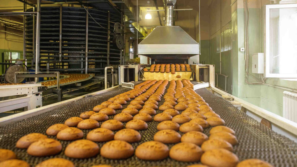 Brot backen – Wir sehen die Massenproduktion von Brot.