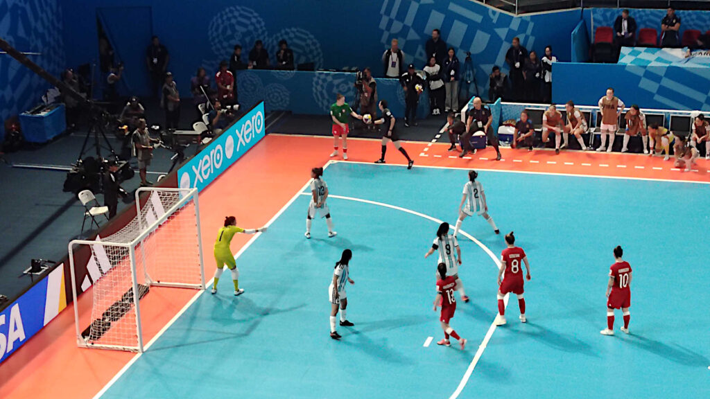 Futsal FIFA Women’s World Cup 2025. Hier ein Spiel der Gruppe A: Argentinien – Polen. Argentinien gewann 3 : 2.