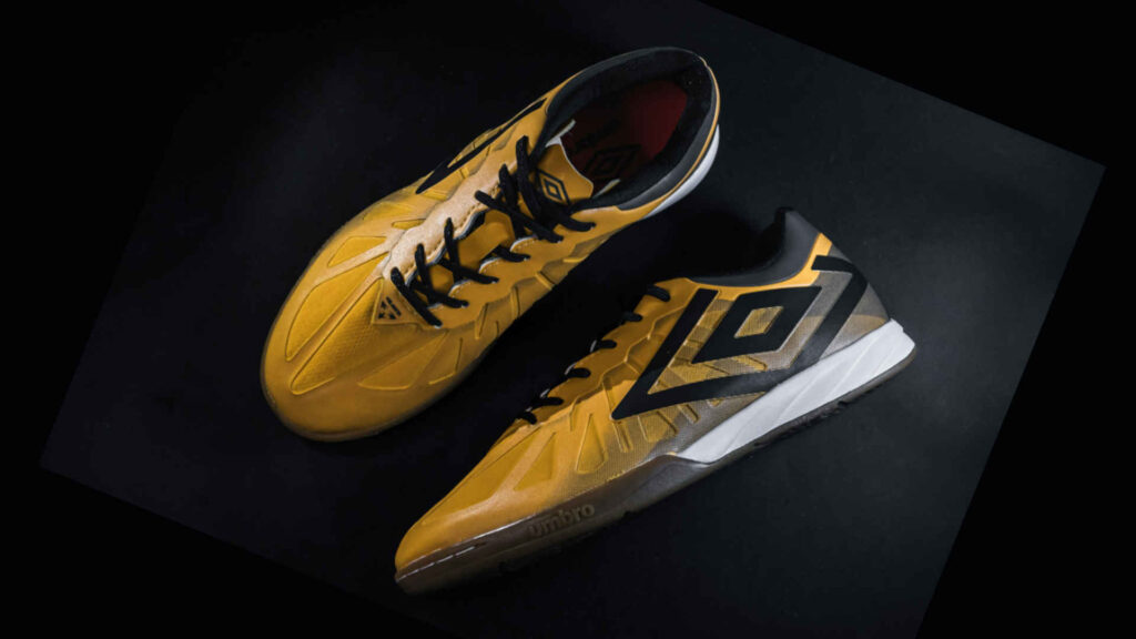 Futsal Hallenschuhe der Firma Umbro.